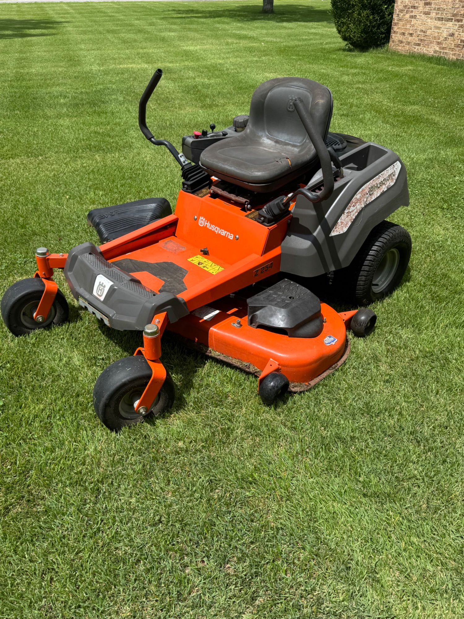 Husqvarna Z254